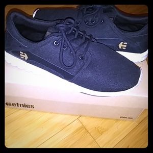 Etnies